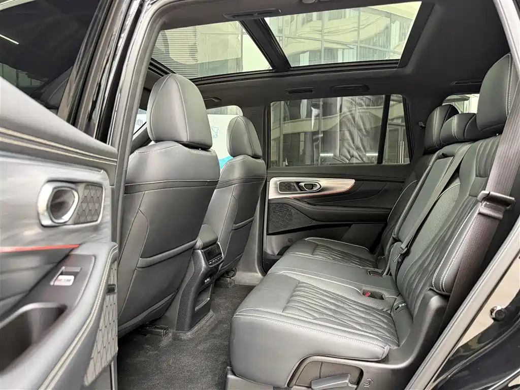 GAC Motor Trumpchi GS8 2023 — фото 8