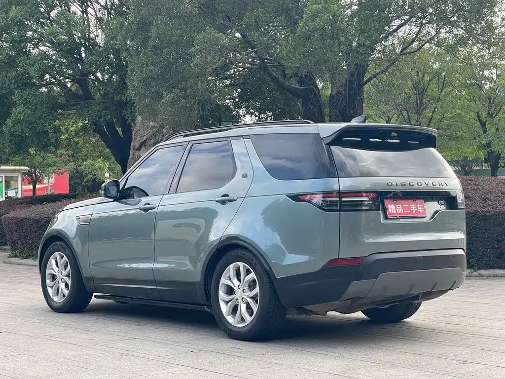 Land Rover Discovery 2018 — фото 10