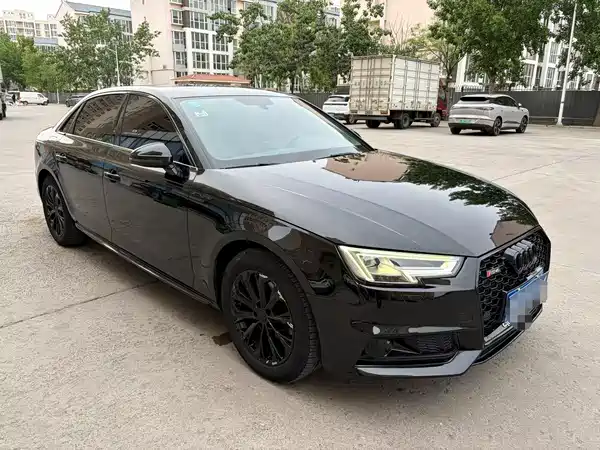 Audi A4L 2019