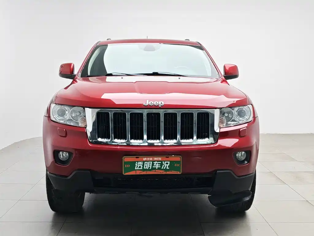 Jeep Grand Cherokee 2013 — фото 3