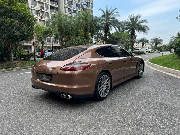 Porsche Panamera 2012