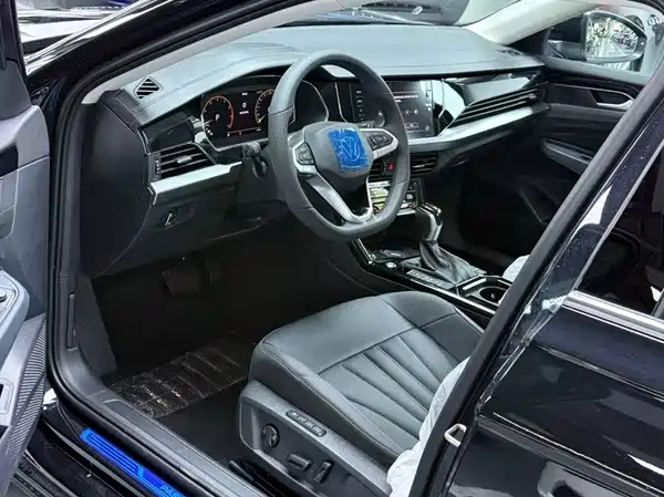 Volkswagen Passat 2024