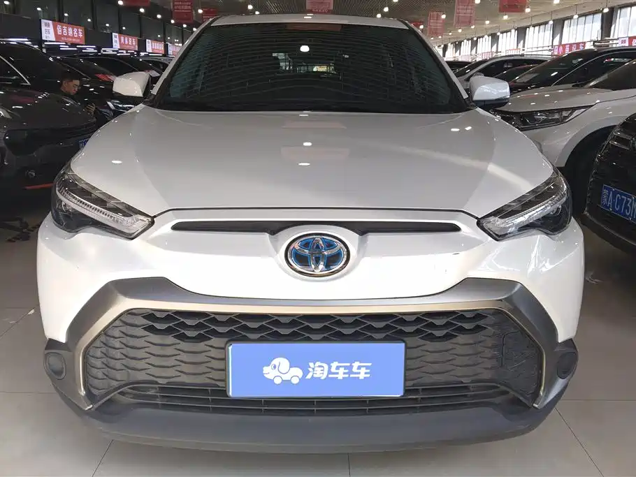 Toyota Frontlander 2024
