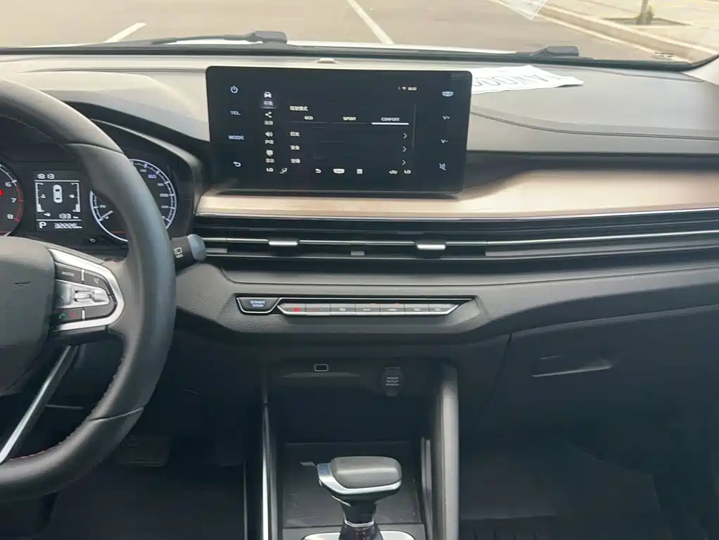 Geely Vision X3 2022 — фото 14