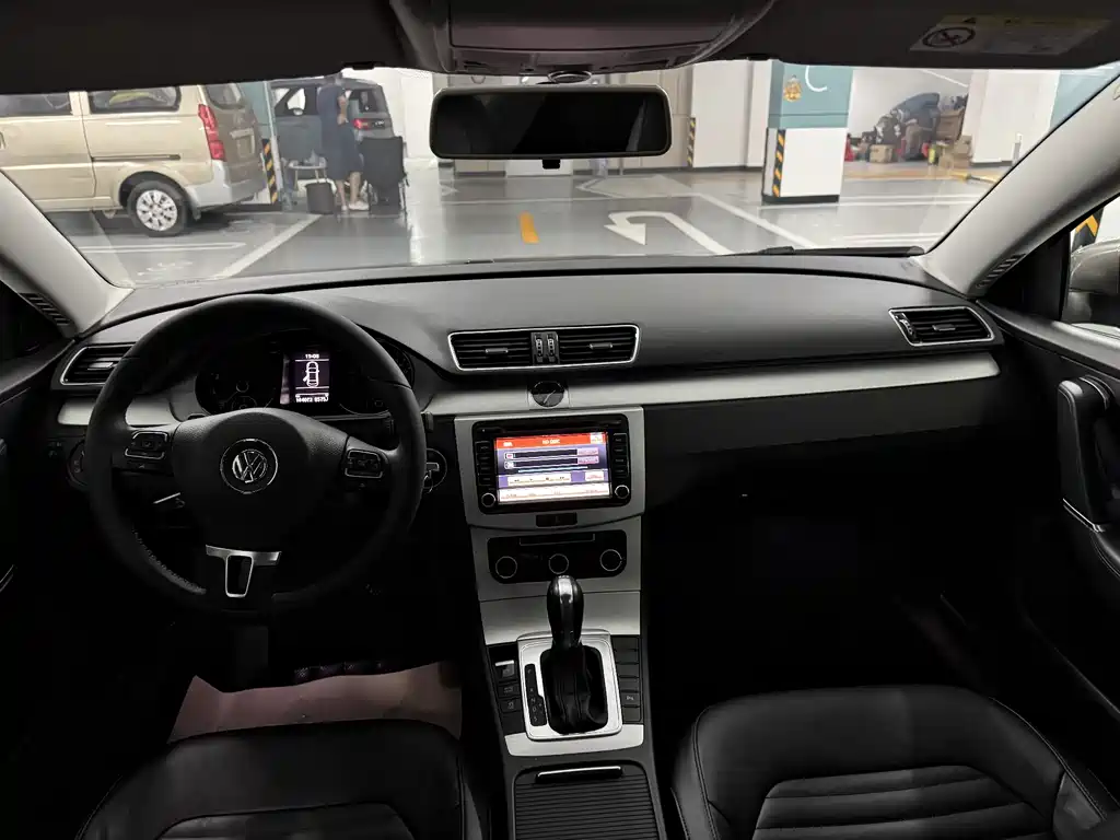 Volkswagen Magotan 2016