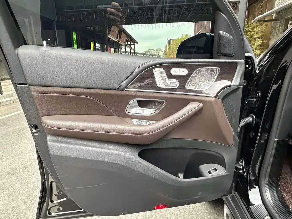 Mercedes-Benz GLS 2022 — фото 12