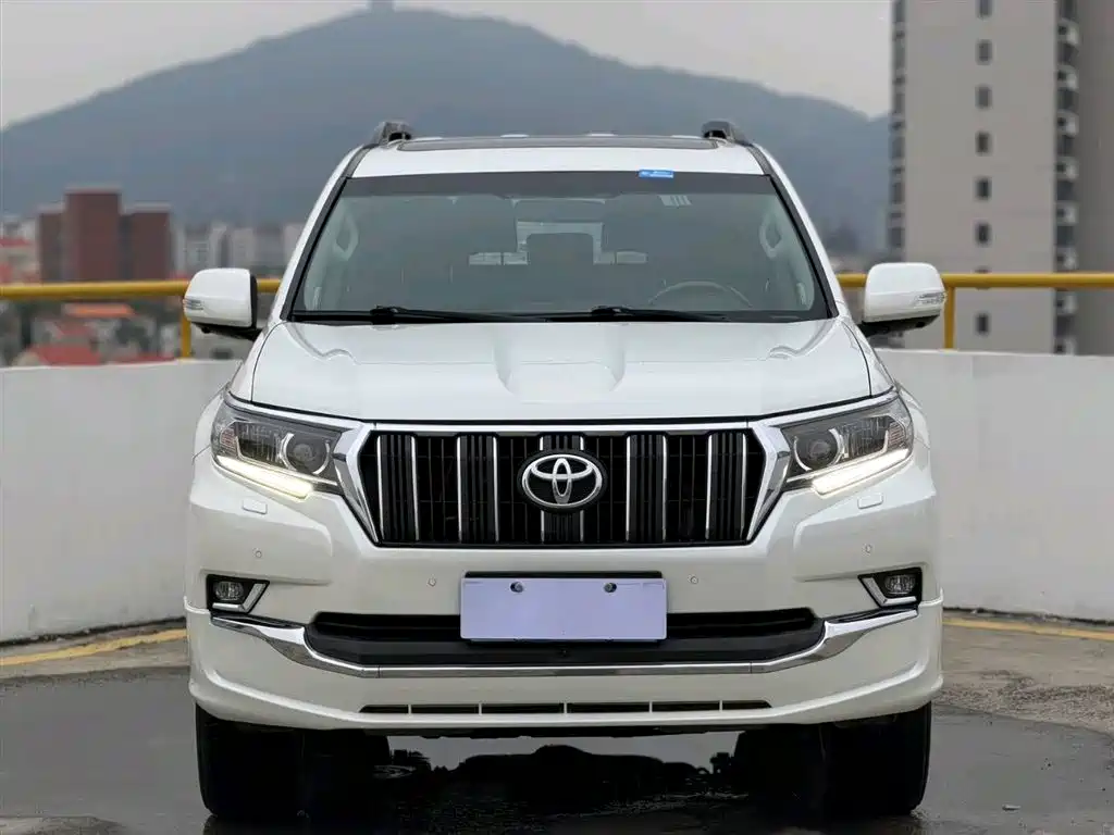 Toyota Prado 2019 — фото 3