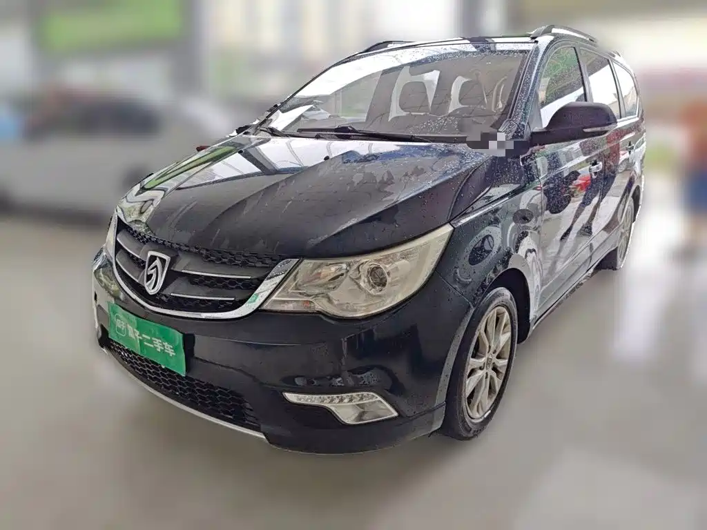 Baojun 730 2015