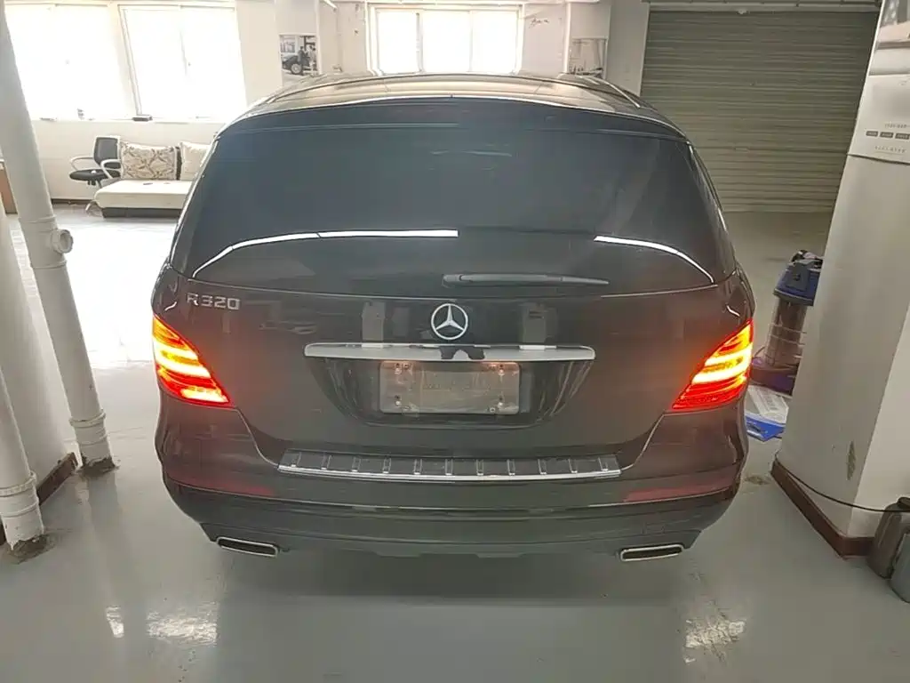 Mercedes-Benz R-Class 2016