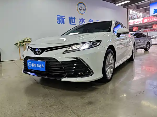 Toyota Camry 2023