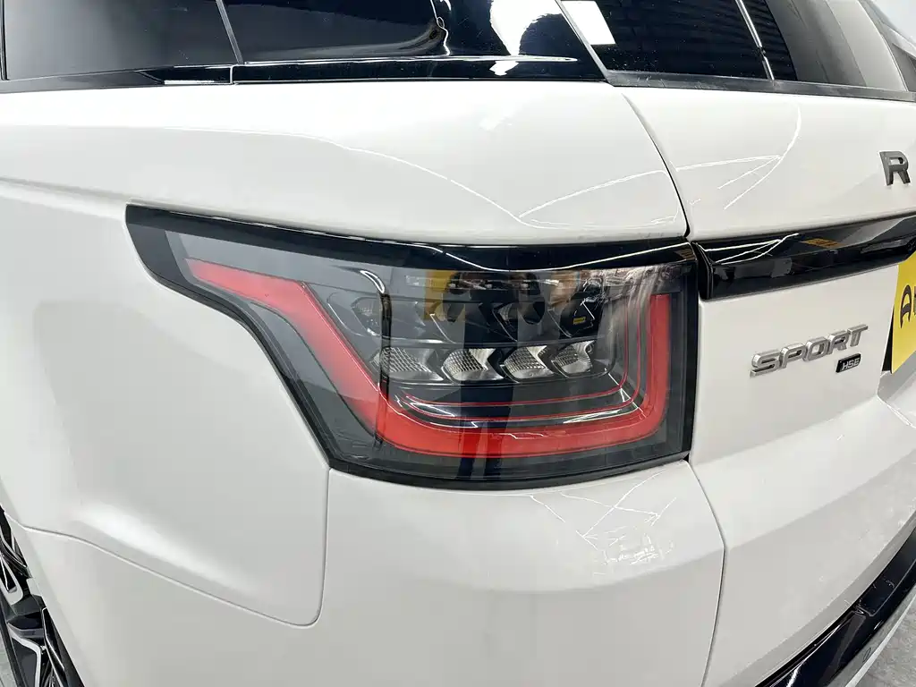 Land Rover Sport 2019 — фото 11