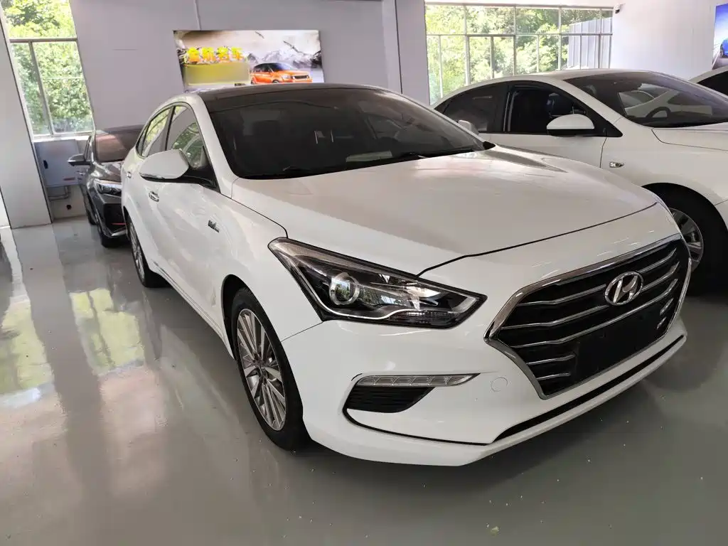 Hyundai Mistra 2017 — фото 9