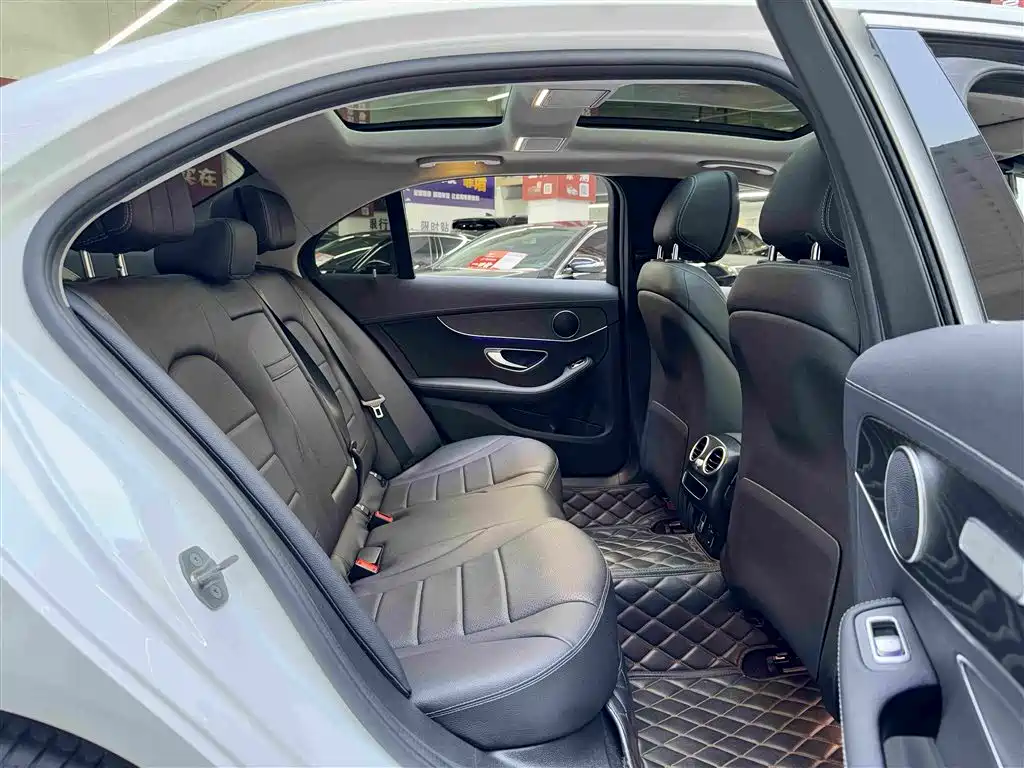Mercedes-Benz C-Class 2021 — фото 14