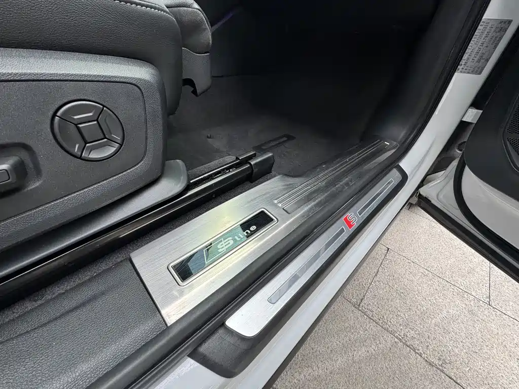 Audi Q3 Sportback 2021 — фото 26