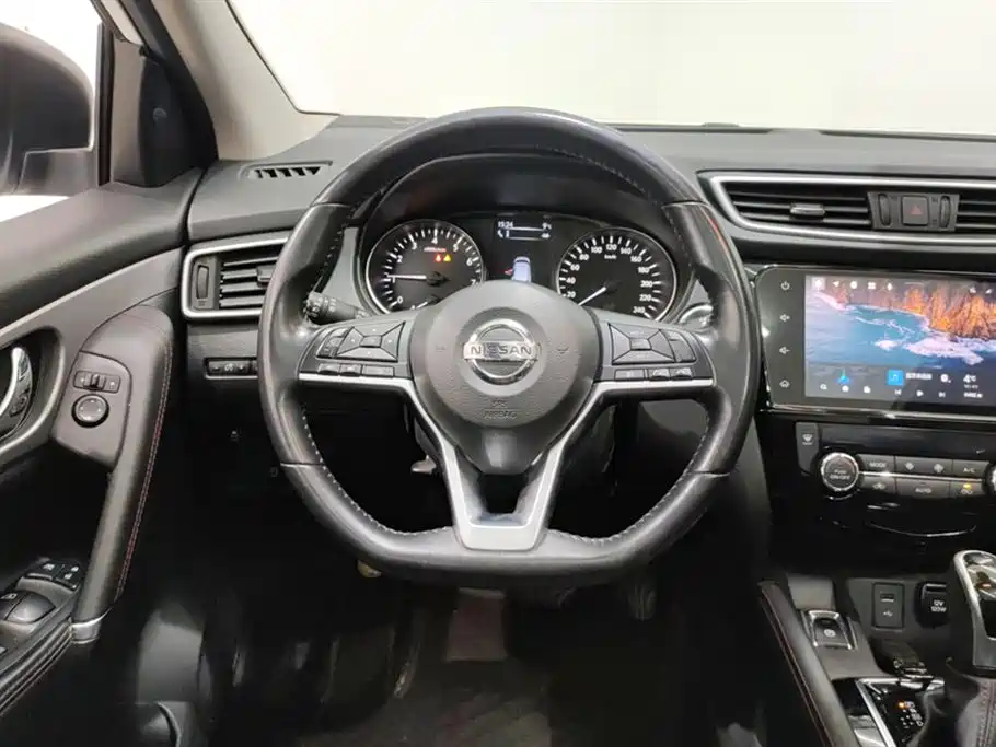 Nissan Qashqai 2022 — фото 15