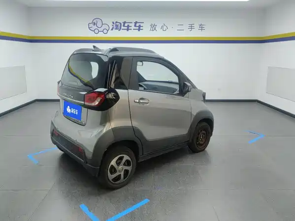 Baojun E100 2018