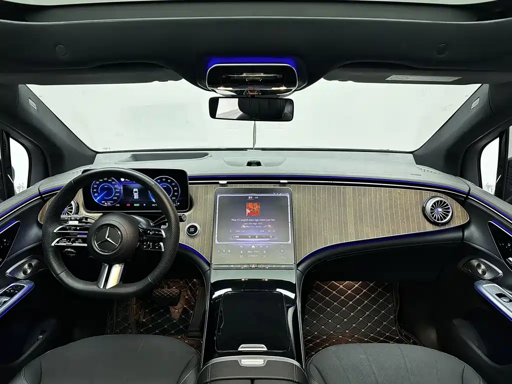 Mercedes-Benz EQE SUV 2025 — фото 9