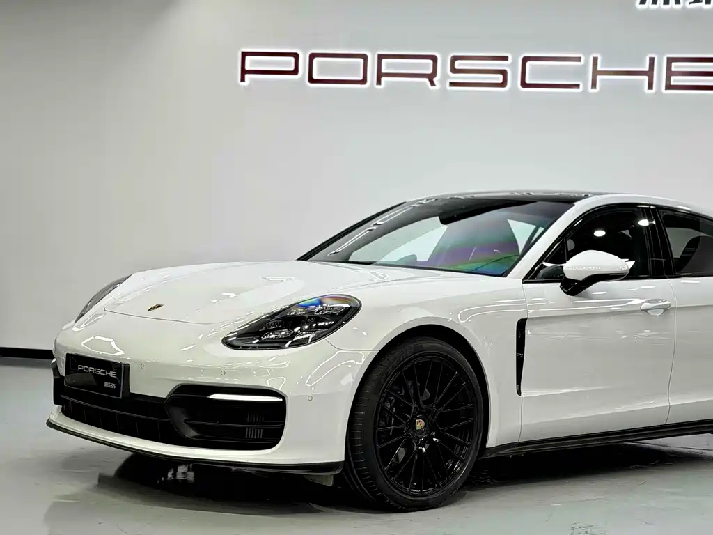 Porsche Panamera 2023 — фото 11