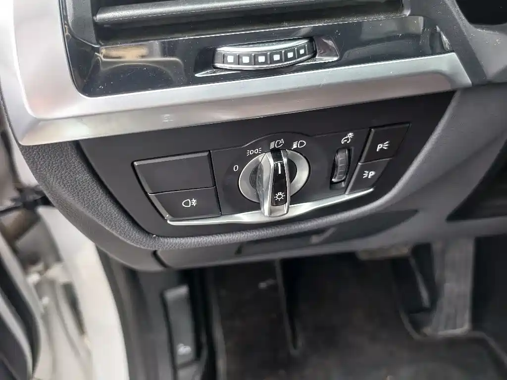 BMW X3 2021 — фото 12