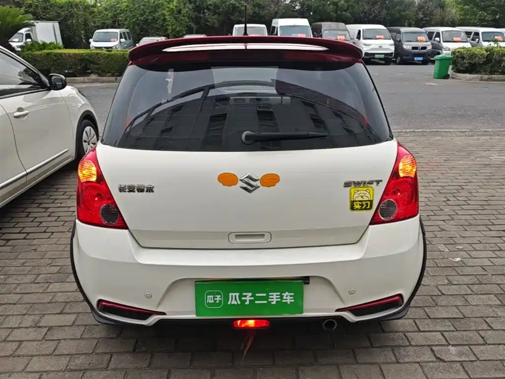 Suzuki Swift 2018 — фото 6