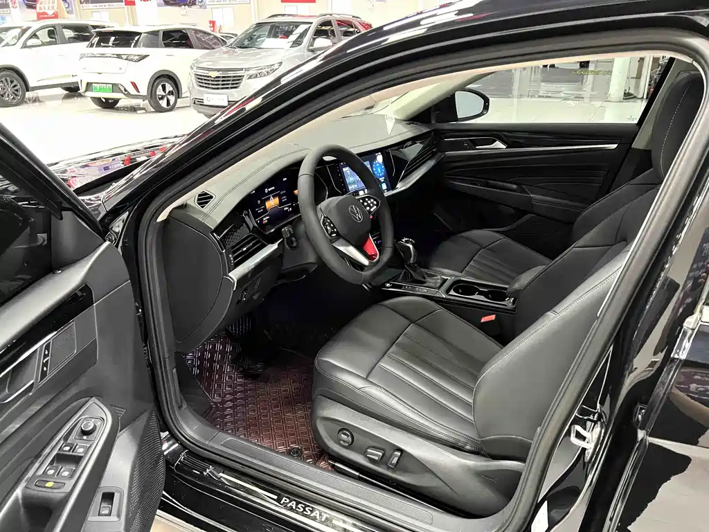 Volkswagen Passat 2023