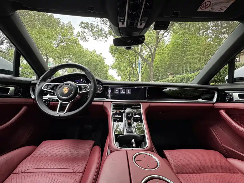 Porsche Panamera 2019 — фото 13