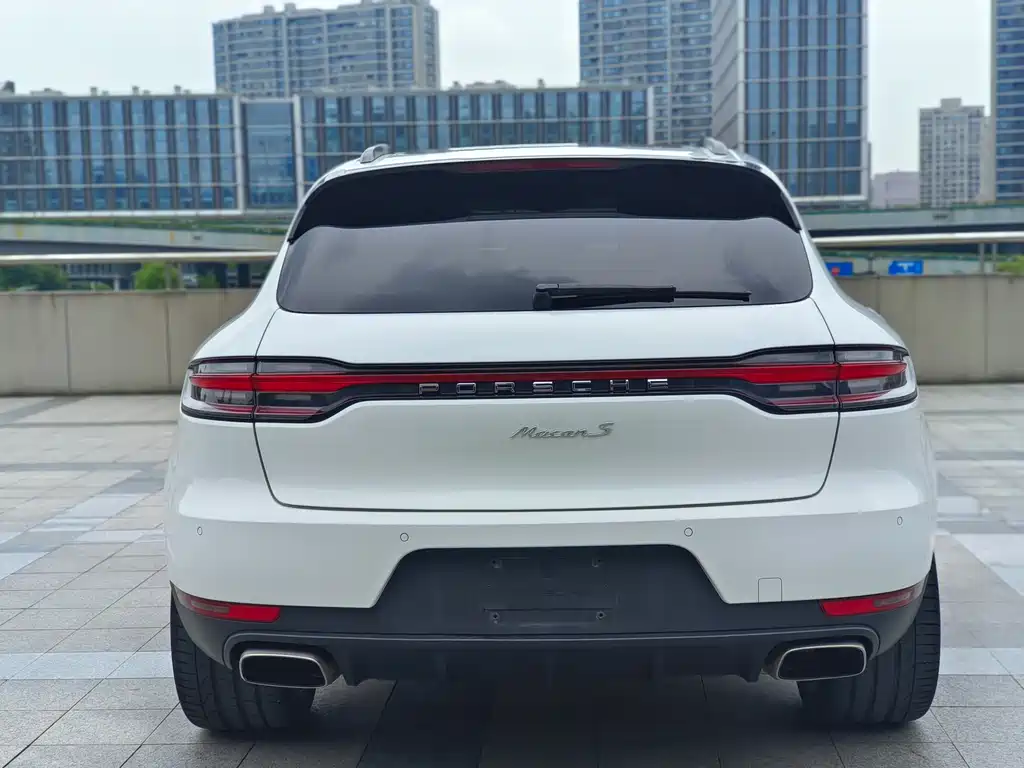 Porsche Macan 2021 — фото 14