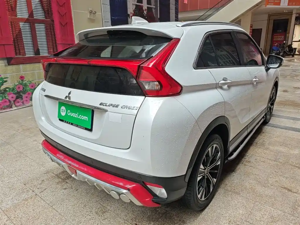Mitsubishi Eclipse Cross 2020 — фото 7