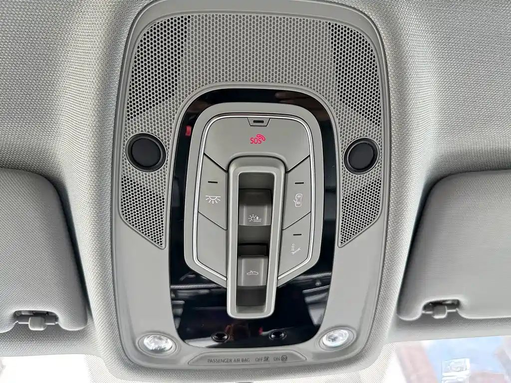 Audi A4L 2021 — фото 18
