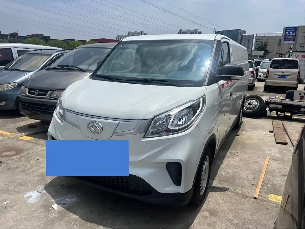 Maxus EV30 2023