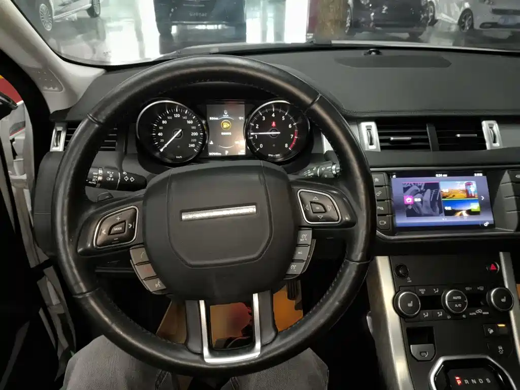 Land Rover Range Rover Evoque 2017 — фото 6
