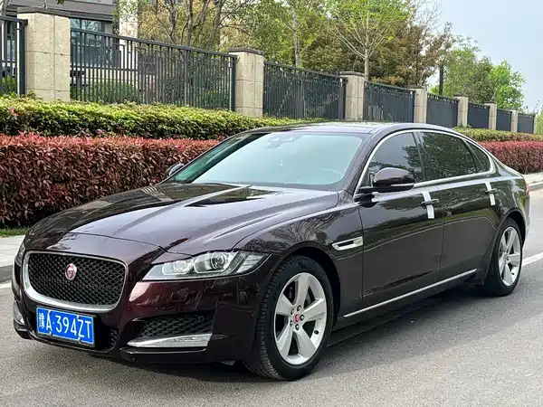 Jaguar XFL 2018