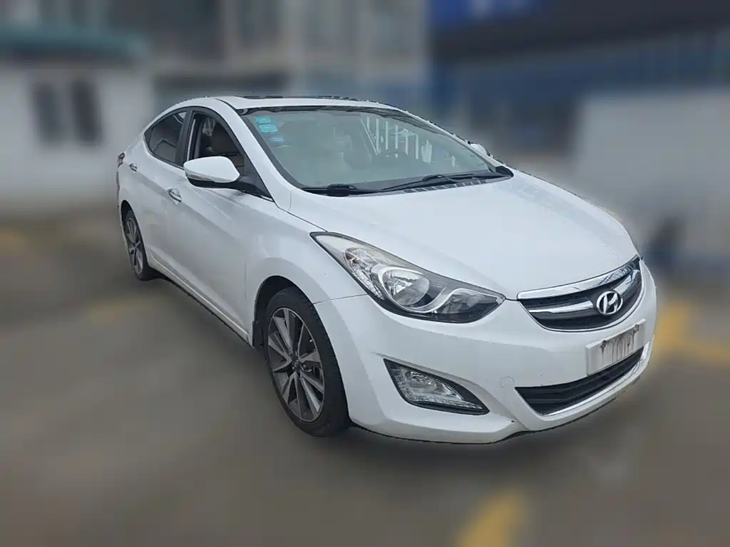 Hyundai Elantra Langdong 2015 — фото 6
