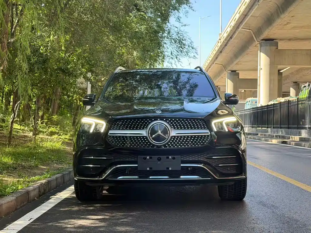 Mercedes-Benz GLE 2023 — фото 2