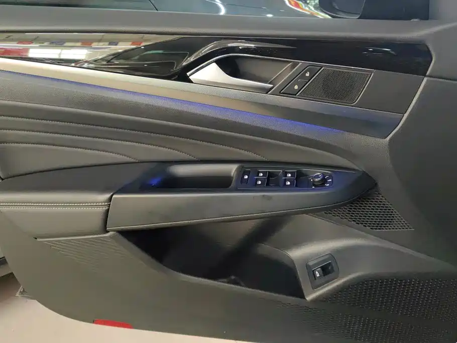 Volkswagen Passat 2022