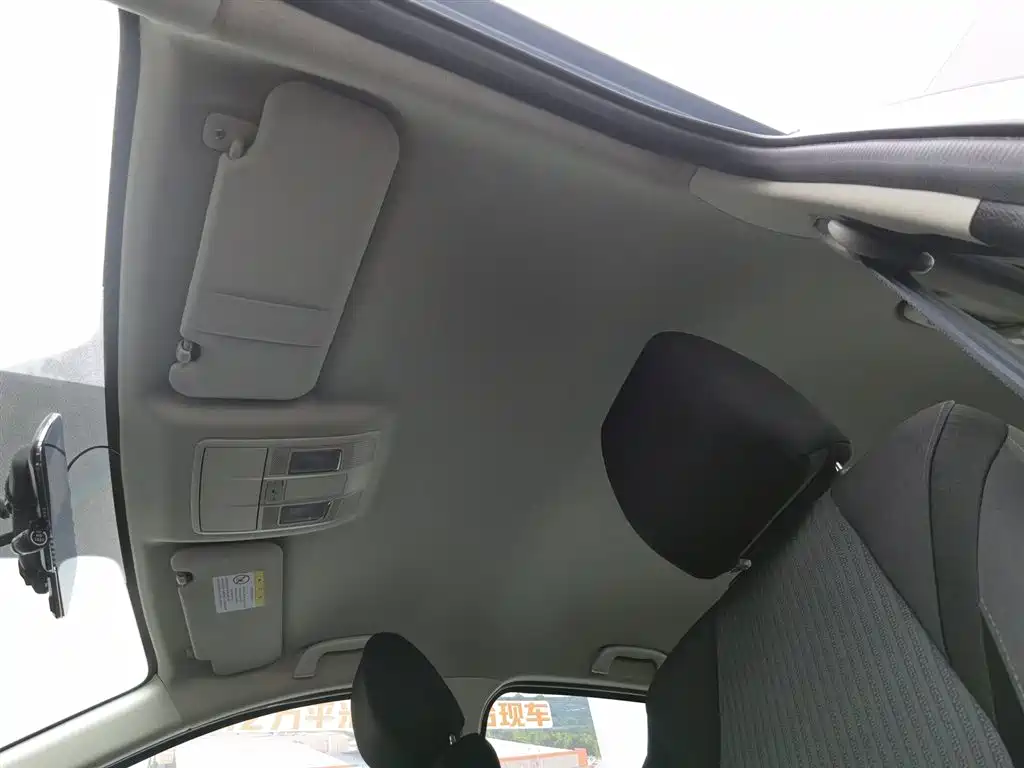 Mazda 3 Axela 2015 — фото 14