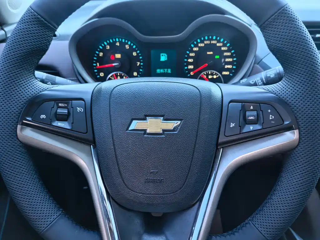 Chevrolet Malibu 2016 — фото 10