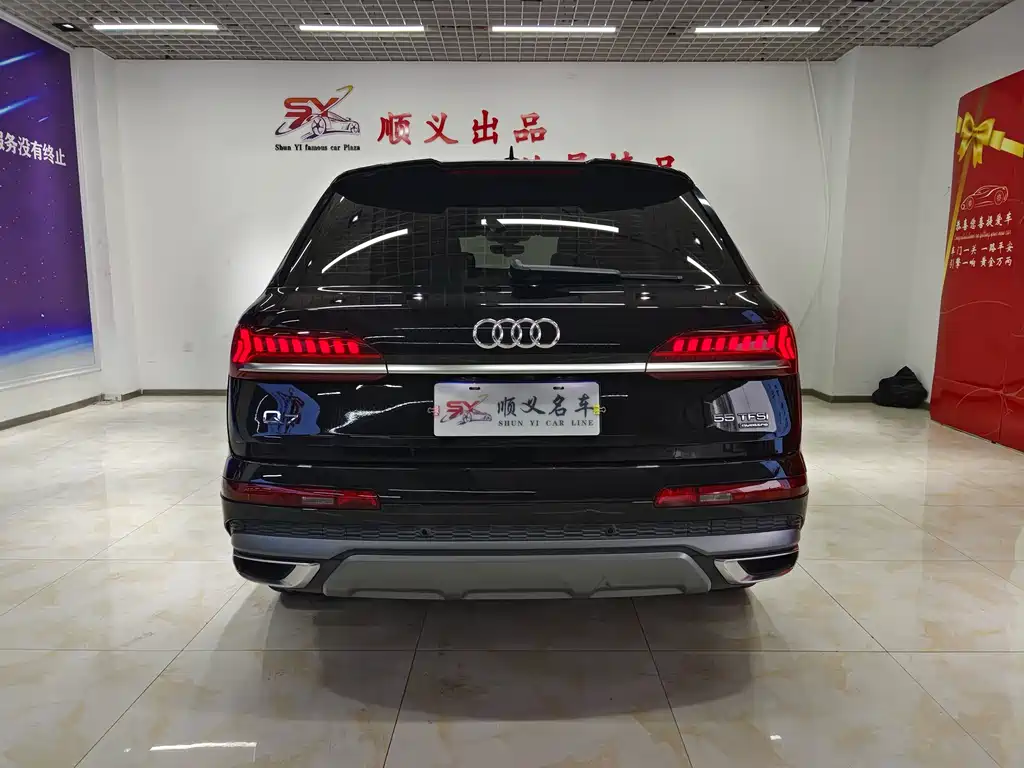 Audi Q7 2021 — фото 4