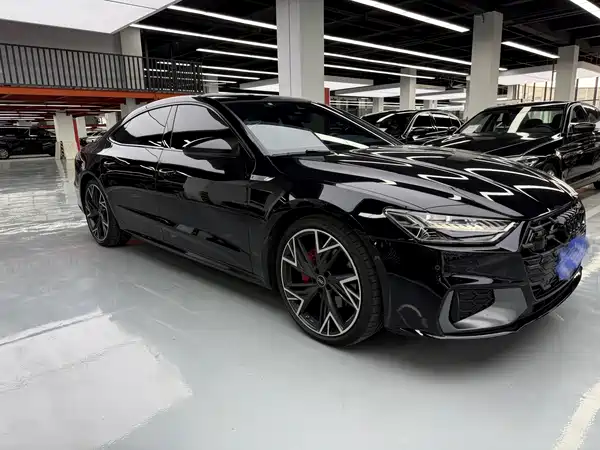 Audi A7L 2025