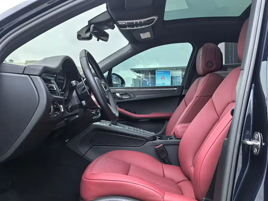 Porsche Macan 2020