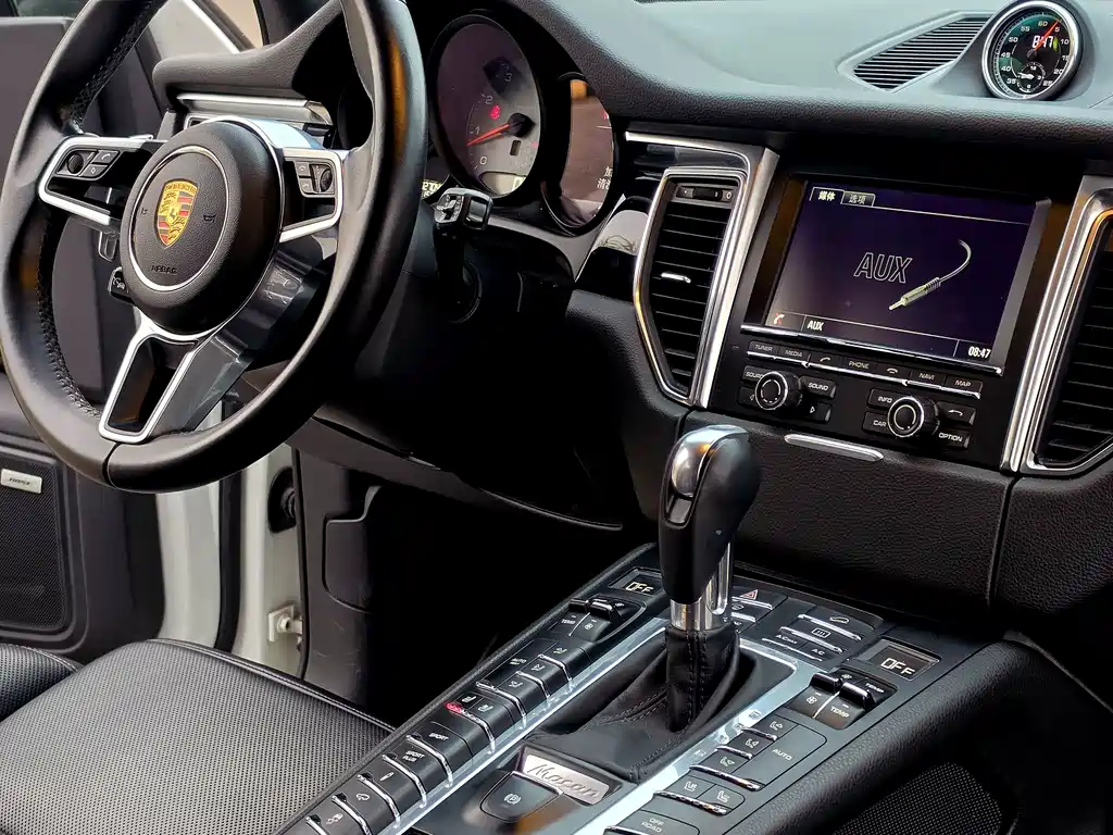 Porsche Macan 2014 — фото 8