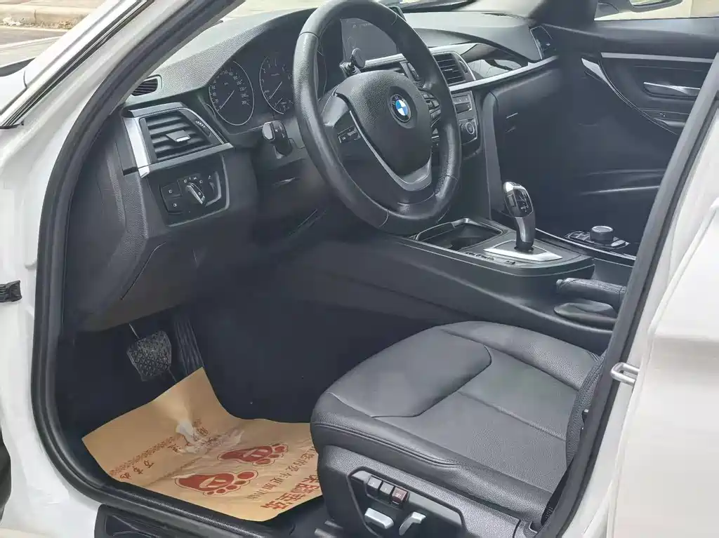 BMW 3 Series 2017