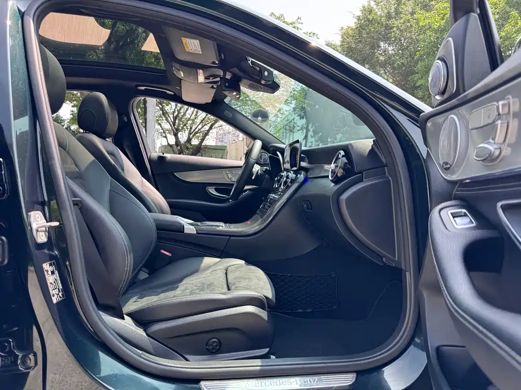 Mercedes-Benz C-Class 2018 — фото 11
