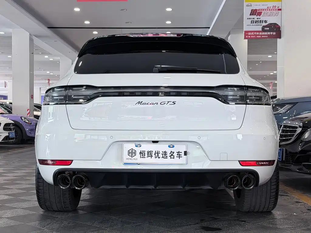 Porsche Macan 2021 — фото 3
