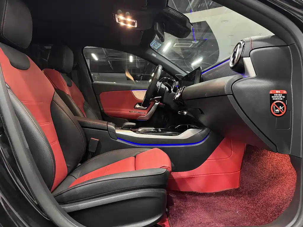 Mercedes-Benz A-Class AMG 2023 — фото 10