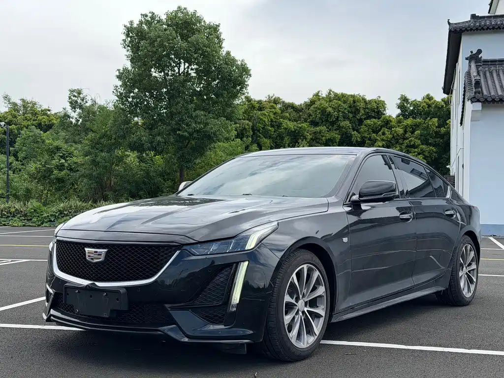 Cadillac CT5 2021 — фото 1