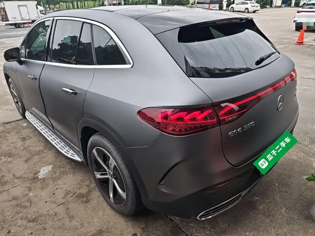 Mercedes-Benz EQE SUV 2023