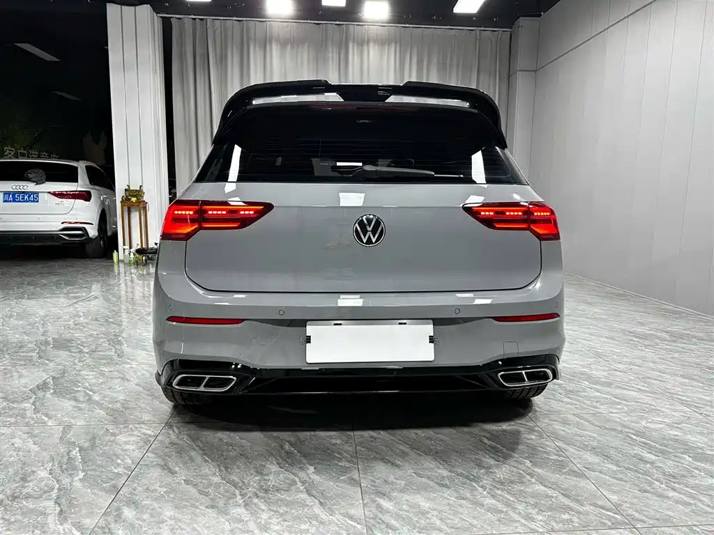 Volkswagen Golf 2022