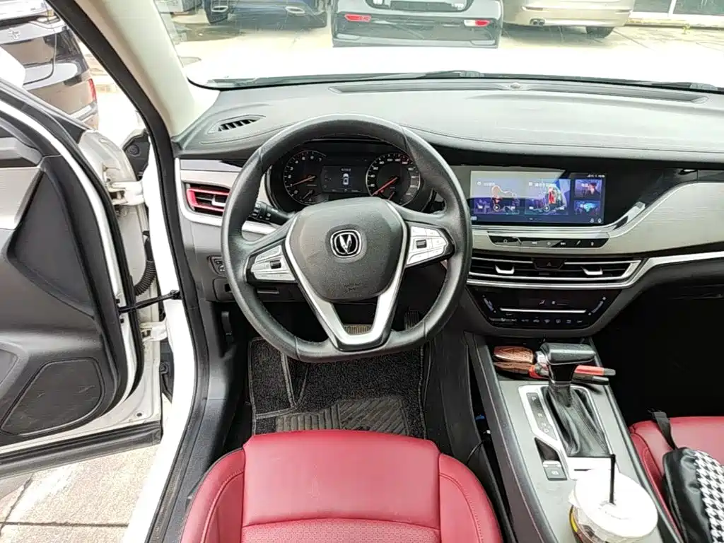 Changan CS35PLUS 2019 — фото 11