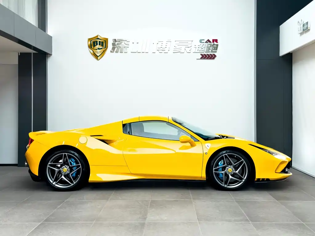 Ferrari F8 2022 — фото 4